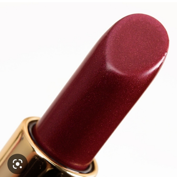 Estee Lauder Pure Color Long Lasting Lipstick in Hot kiss. - Picture 1 of 8
